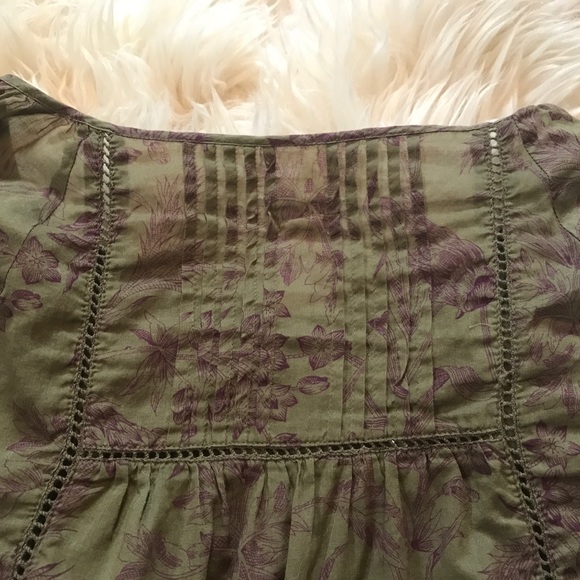 Edme & Esyllte Green Boho Top with Flowers & Birds - Picture 4 of 4